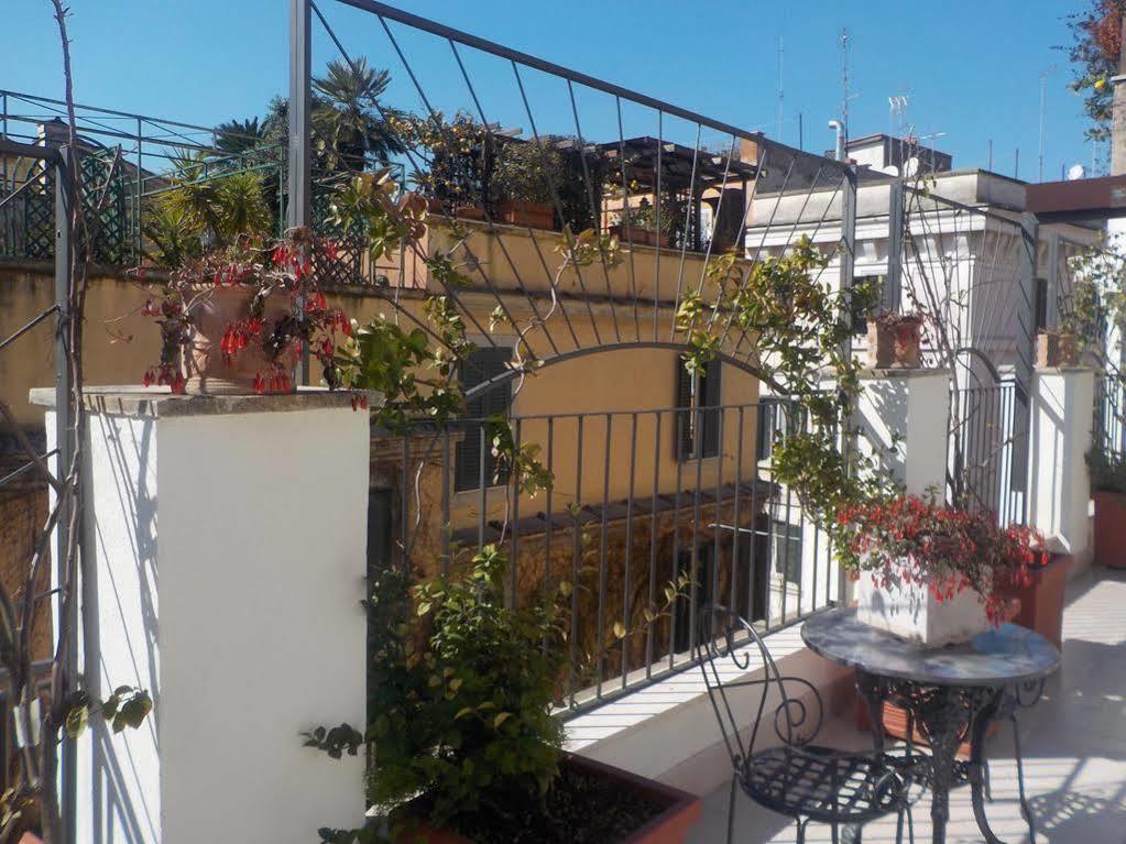 Hotel Antica Locanda Рим Екстериор снимка