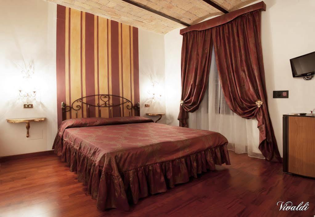 Hotel Antica Locanda Рим Екстериор снимка