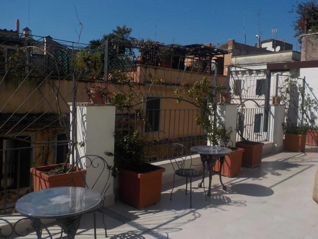 Hotel Antica Locanda Рим Екстериор снимка