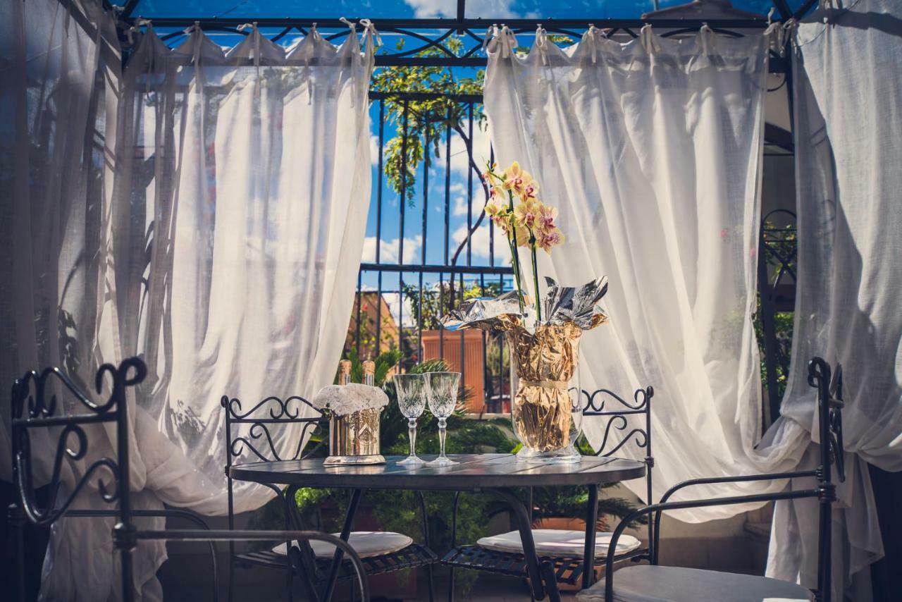 Hotel Antica Locanda Рим Екстериор снимка