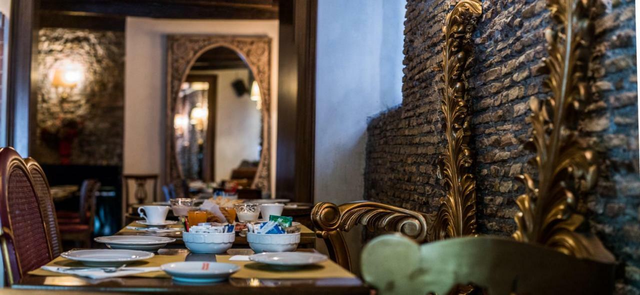 Hotel Antica Locanda Рим Екстериор снимка